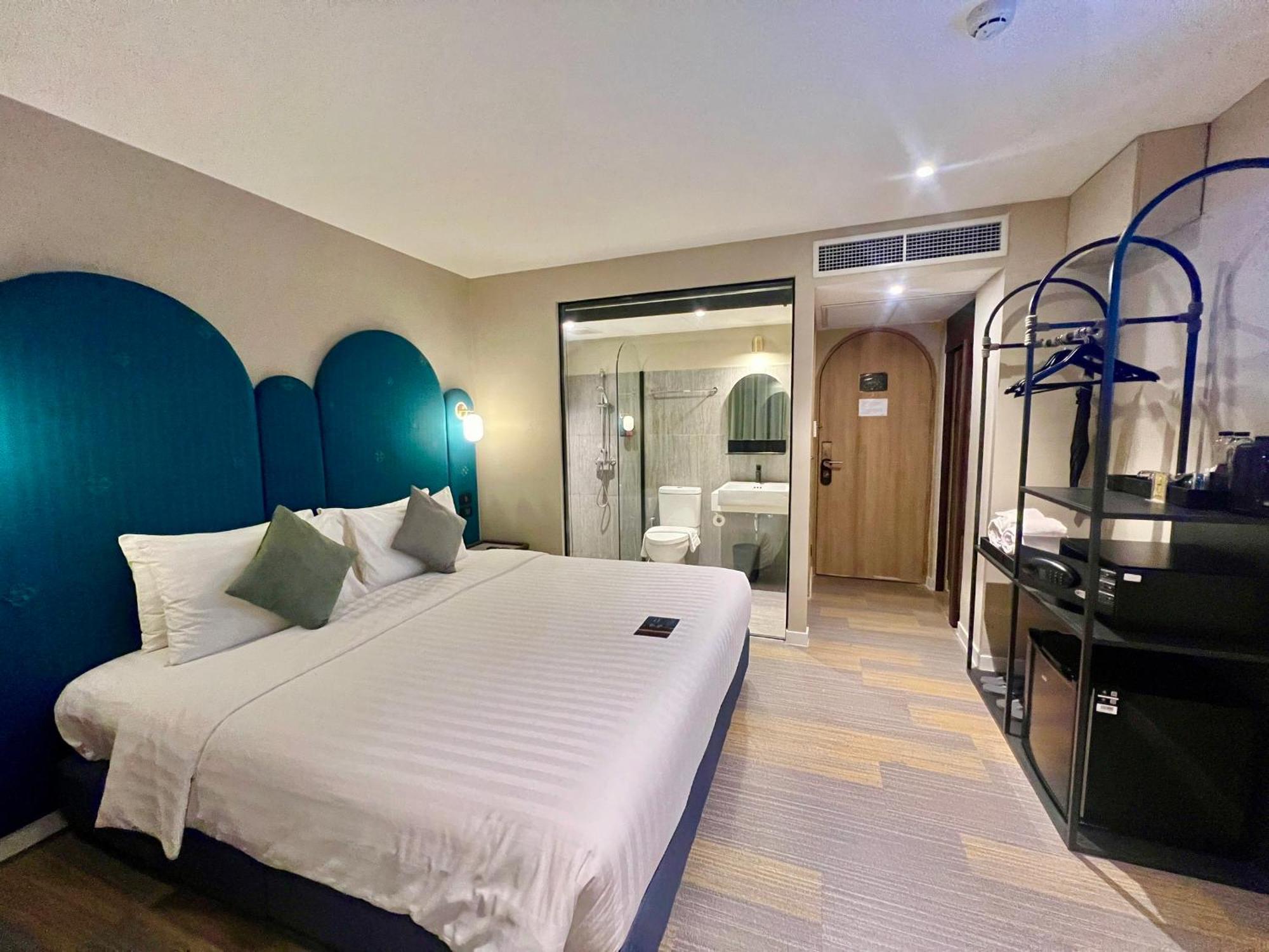 Benjarong Hotel Бангкок Екстер'єр фото