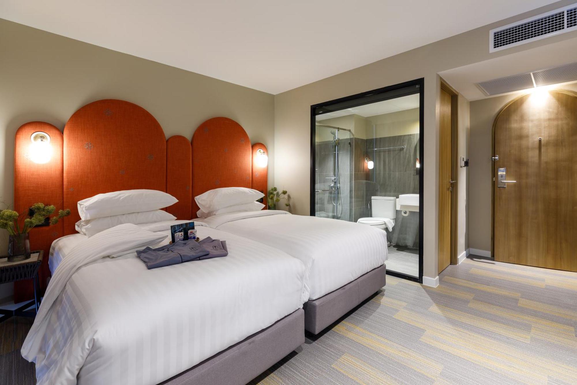 Benjarong Hotel Бангкок Екстер'єр фото
